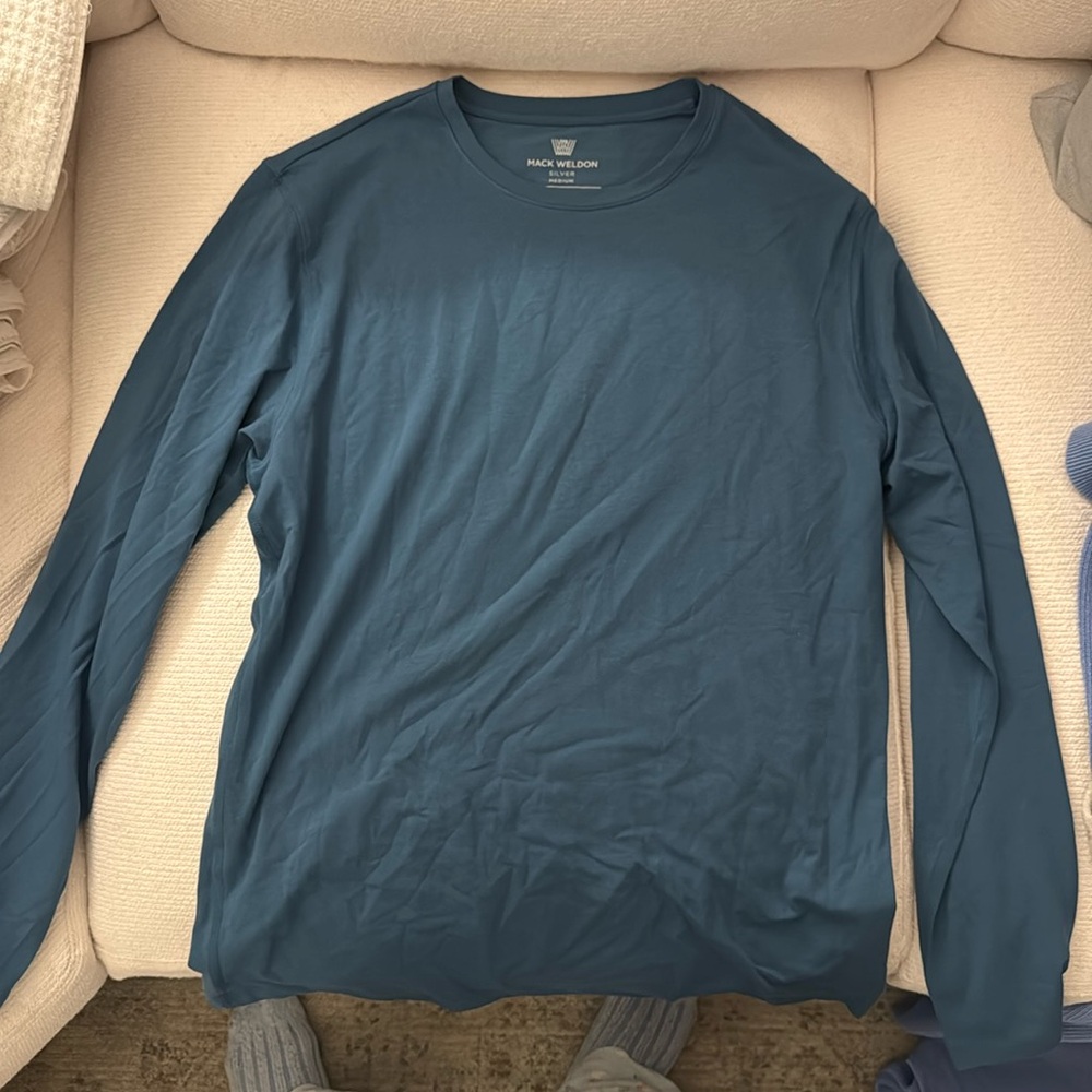 Mack Weldon long sleeve t-shirt